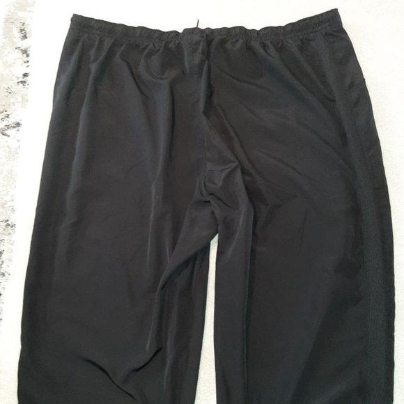 Men's Black Summer Shorts By Champion, XL - Picture 3 of 10